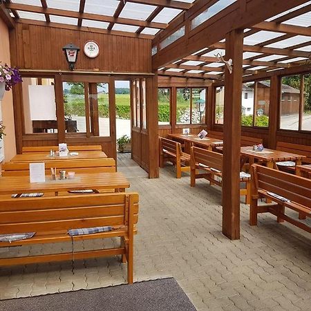 Gasthaus Kloibhofer Neukirchen bei Lambach エクステリア 写真