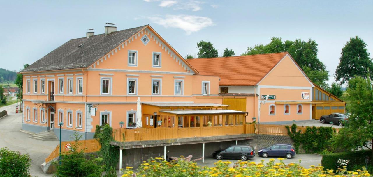 Gasthaus Kloibhofer Neukirchen bei Lambach エクステリア 写真